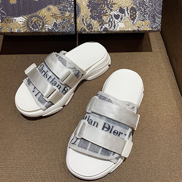 slippers three dimensional embroidered slippers with straight thick soles korean fashion round sandals cloth round sports sandals zly, Black
slippers three dimensional embroidered slippers with straight thick soles korean fashion round sandals cloth round sports sandals zly, Black