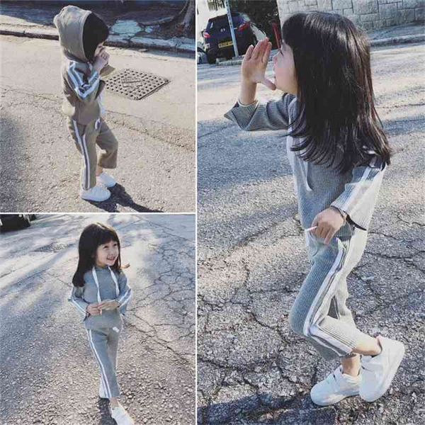 girls' suit strip hooded +trousers 2pcs fashion spring autumn comfortable baby kids children clothing sets 210625, White
girls' suit strip hooded +trousers 2pcs fashion spring autumn comfortable baby kids children clothing sets 210625, White