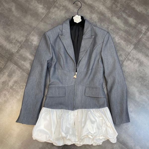 casual dresses zcsmll 2021 autumn winter lapel long-sleeved pull-up decoration patchwork buds waist and thin ins suit women grey dress tide, Black;gray
casual dresses zcsmll 2021 autumn winter lapel long-sleeved pull-up decoration patchwork buds waist and thin ins suit women grey dress tide, Black;gray