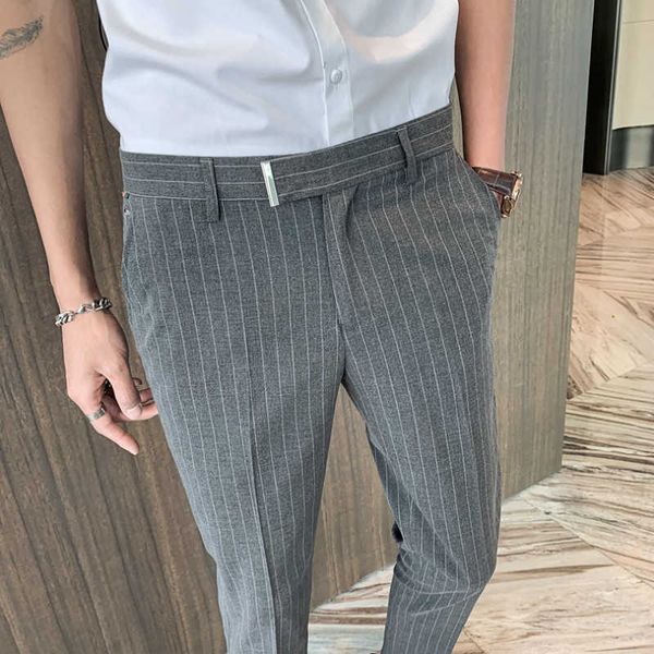classic stripe men dress pants formal business office social suit pants streetwear casual pencil trousers costume 210527, White;black
classic stripe men dress pants formal business office social suit pants streetwear casual pencil trousers costume 210527, White;black