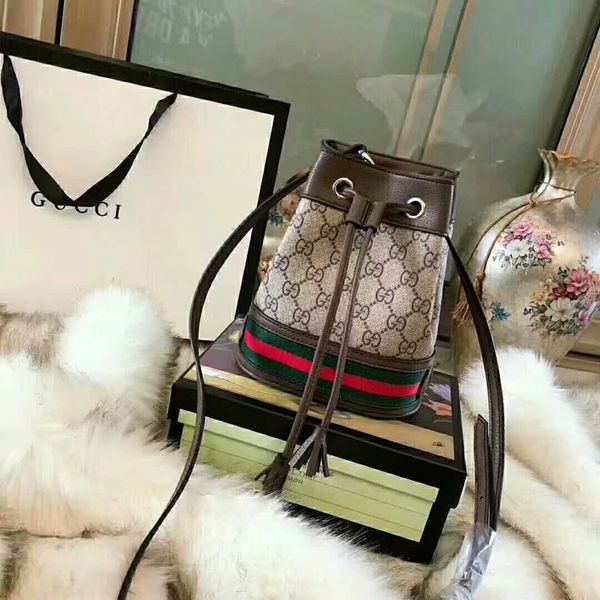 luxury designer bags brand letter g logo bag handbag women drawstring shoulder tote messenger shopping purse synthetic leather soft bucket s
luxury designer bags brand letter g logo bag handbag women drawstring shoulder tote messenger shopping purse synthetic leather soft bucket s