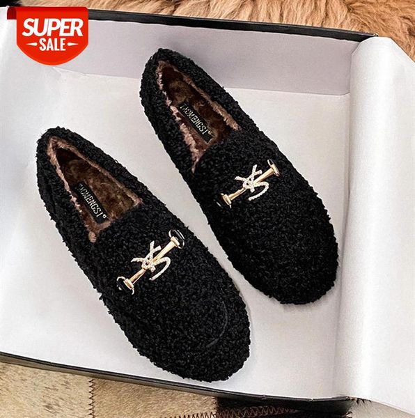 embroidery wool shoes for women, thick-soled and velvet cotton shoes, women's metal buckle, lazy beanie plus size #s66l 
embroidery wool shoes for women, thick-soled and velvet cotton shoes, women's metal buckle, lazy beanie plus size #s66l