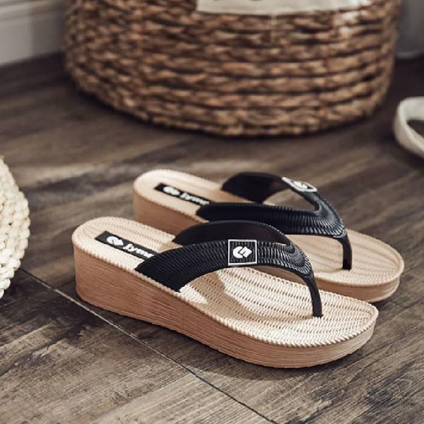 slippers thick house summer non-slip middle heel flip flops women slides multipurpose indoor outdoor shoes, Black
slippers thick house summer non-slip middle heel flip flops women slides multipurpose indoor outdoor shoes, Black