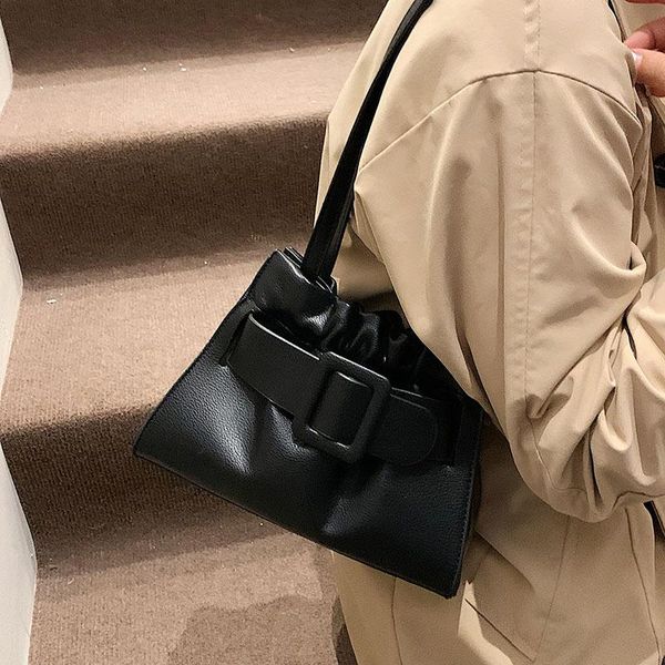 evening bags splicing belt buckle design underarm bag pu leather small tote for women simple female shoulder purses and handbags
evening bags splicing belt buckle design underarm bag pu leather small tote for women simple female shoulder purses and handbags