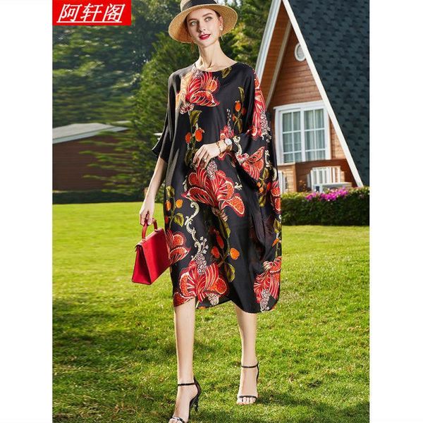 silk print dress women's mid long loose big brand mulberry beach spring 2021 casual dresses, Black;gray 
silk print dress women's mid long loose big brand mulberry beach spring 2021 casual dresses, Black;gray