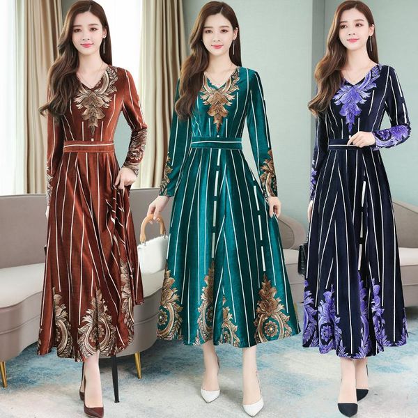 casual dresses autumn women's gold velvet dress temperament ethnic style exquisite printing slim fashion stitching long mujer vestidos, Black;gray
casual dresses autumn women's gold velvet dress temperament ethnic style exquisite printing slim fashion stitching long mujer vestidos, Black;gray