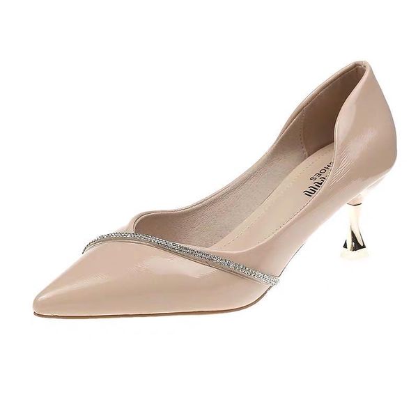 dress shoes 2021 spring fashion rhinestones, all kinds of pointy single shoes, girls' high heels, thin heels, Black
dress shoes 2021 spring fashion rhinestones, all kinds of pointy single shoes, girls' high heels, thin heels, Black