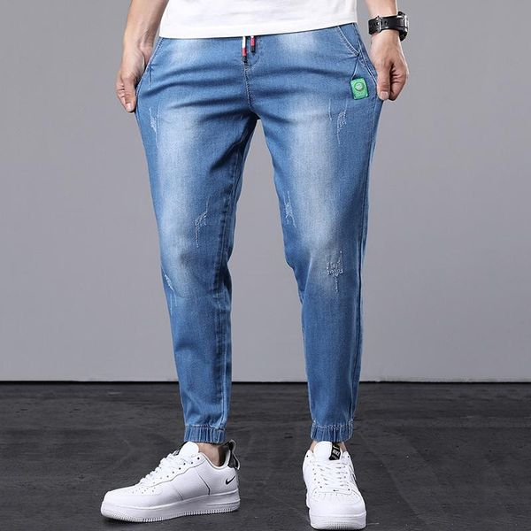 men's jeans trousers, casual jeans, summer korean version of the trend loose-fitting pants, youth slim-fitting pants, Blue
men's jeans trousers, casual jeans, summer korean version of the trend loose-fitting pants, youth slim-fitting pants, Blue