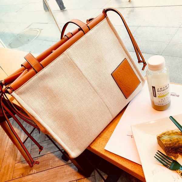 canvas denim 2021 shopping fashion versatile leisure beach one shoulder portable deformation women's bag
canvas denim 2021 shopping fashion versatile leisure beach one shoulder portable deformation women's bag