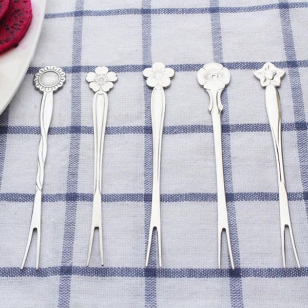 forks 5pcs stainless steel 2 pong fruit fork flower mini salad picks for el ktv bar party (random pattern)
forks 5pcs stainless steel 2 pong fruit fork flower mini salad picks for el ktv bar party (random pattern)