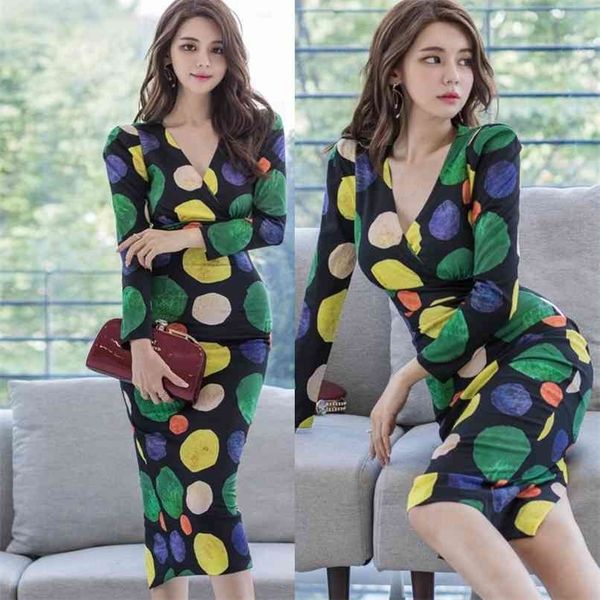 autumn and winter korean ladies temperament v-neck slim long skirt fashion print bag hip dress women 210520, Black;gray
autumn and winter korean ladies temperament v-neck slim long skirt fashion print bag hip dress women 210520, Black;gray