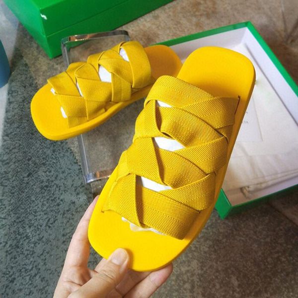 slippers 2021 summer concise style flat slippres women's stretch fabric personality weave sandles open toe design beach vacation dlider, Black
slippers 2021 summer concise style flat slippres women's stretch fabric personality weave sandles open toe design beach vacation dlider, Black
