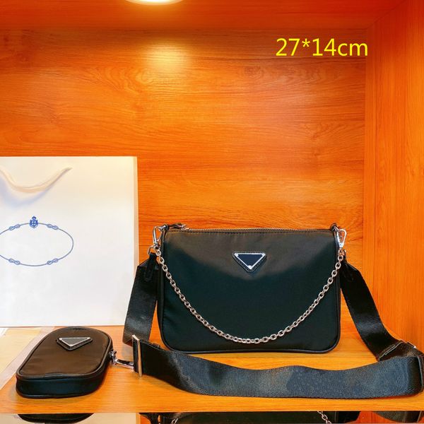 2-pic mens shoulder bags designers black crossbody luxury purses small nylon men messenger flaps fashion style with chain letters triangle p
2-pic mens shoulder bags designers black crossbody luxury purses small nylon men messenger flaps fashion style with chain letters triangle p