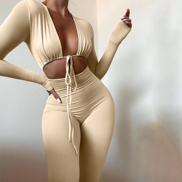 2021 autumn and winter new women's fashion hollow out bandage slim fit v-neck jumpsuit, Black;red
2021 autumn and winter new women's fashion hollow out bandage slim fit v-neck jumpsuit, Black;red