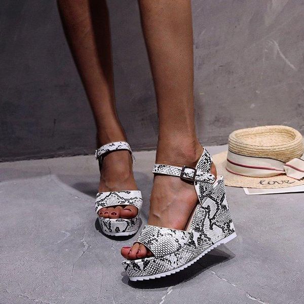 sandals large size low woman leather big low-heeled fabric rome pu hoof heels rubber slides, Black
sandals large size low woman leather big low-heeled fabric rome pu hoof heels rubber slides, Black