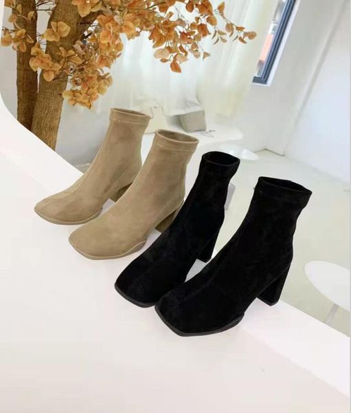 2022 design woman fashion short half boots suede girls casual winter warm chunky heel thick soft boot lady outdoor closed toe shoe black bei
2022 design woman fashion short half boots suede girls casual winter warm chunky heel thick soft boot lady outdoor closed toe shoe black bei
