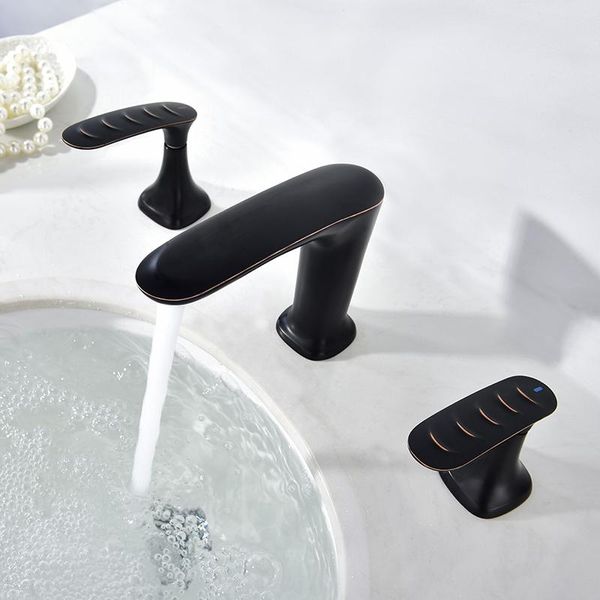 brass bathroom sink faucet three holes two handles fashion design basin mixer tap luxury washbasin faucet,orb/chrome faucets
brass bathroom sink faucet three holes two handles fashion design basin mixer tap luxury washbasin faucet,orb/chrome faucets