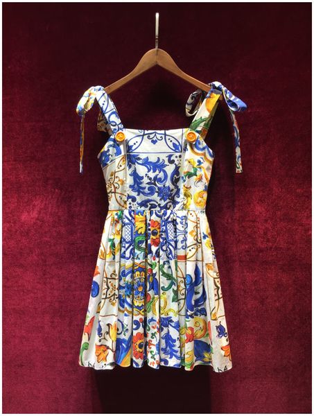 backless printing track dress summer cotton ladies'dress painted ceramics, Black;gray
backless printing track dress summer cotton ladies'dress painted ceramics, Black;gray