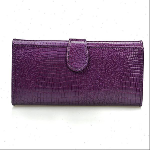 pattern crocodile wallet women leather trifold long patent purse zipper female coin bag, Red;black
pattern crocodile wallet women leather trifold long patent purse zipper female coin bag, Red;black
