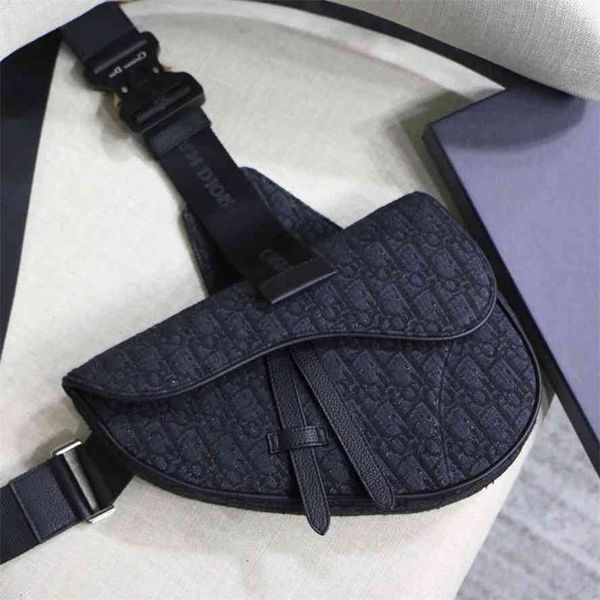 handbaggirls can also enter the saddle bag, simple, fashionable, cool size: 20x28.6xcm handbaggg bag
handbaggirls can also enter the saddle bag, simple, fashionable, cool size: 20x28.6xcm handbaggg bag