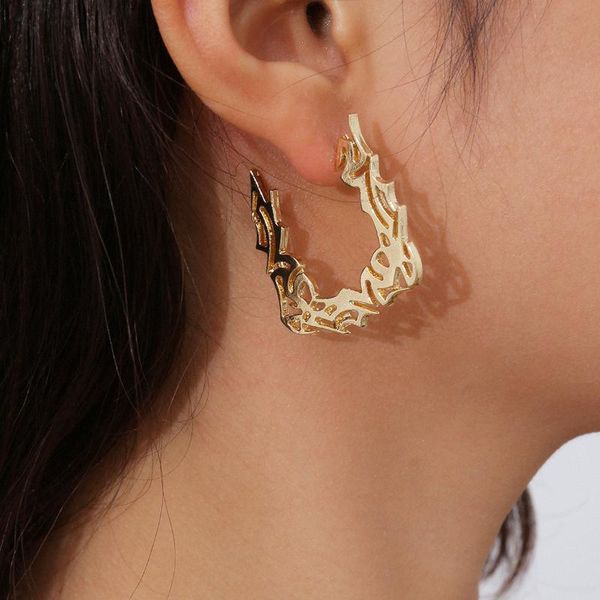 trendy jewelry drop earrings 2021 design metal alloy hollow golden silvery plating geometric metallic for women dangle & chandelier, Silver
trendy jewelry drop earrings 2021 design metal alloy hollow golden silvery plating geometric metallic for women dangle & chandelier, Silver