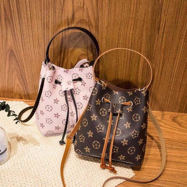 women fashion printed bucket bag high capacity outdoor shopping bag casual one shoulder bags messenger crossbody handbags totes g67aqbo, Black
women fashion printed bucket bag high capacity outdoor shopping bag casual one shoulder bags messenger crossbody handbags totes g67aqbo, Black