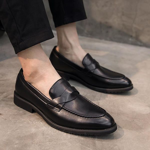 casual leather shoes british men's korean version of one-pedal pointed hair stylist trendy brock dress, Black
casual leather shoes british men's korean version of one-pedal pointed hair stylist trendy brock dress, Black