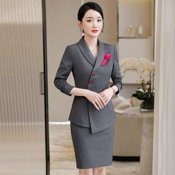 women's two piece pants large size autumn and winter professional suit temperament overalls 2021 slim single-breasted ladies blazer cas, White
women's two piece pants large size autumn and winter professional suit temperament overalls 2021 slim single-breasted ladies blazer cas, White