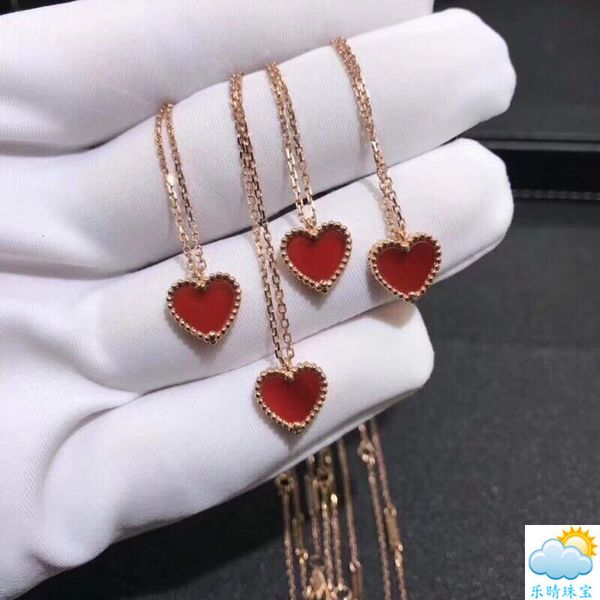 s925 sterling silver red agate small red heart necklace love peach heart pendant 18k gold bone chain women's bracelet, Golden;silver
s925 sterling silver red agate small red heart necklace love peach heart pendant 18k gold bone chain women's bracelet, Golden;silver