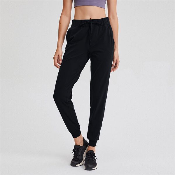 lemon four seasons yoga outfits fit fitness pants with loose casual pants sweatpants, White;red
lemon four seasons yoga outfits fit fitness pants with loose casual pants sweatpants, White;red