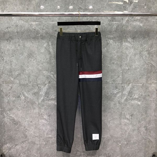 men's pants autumn and winter 2021 men's straight wool pants, fashion brand tights, informal, retail, hollow stripes, Black
men's pants autumn and winter 2021 men's straight wool pants, fashion brand tights, informal, retail, hollow stripes, Black