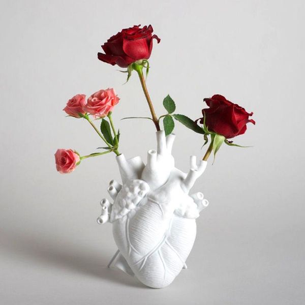vases european home decor resin vase heart shaped flower pot living room decoration sculpture art deskornaments
vases european home decor resin vase heart shaped flower pot living room decoration sculpture art deskornaments