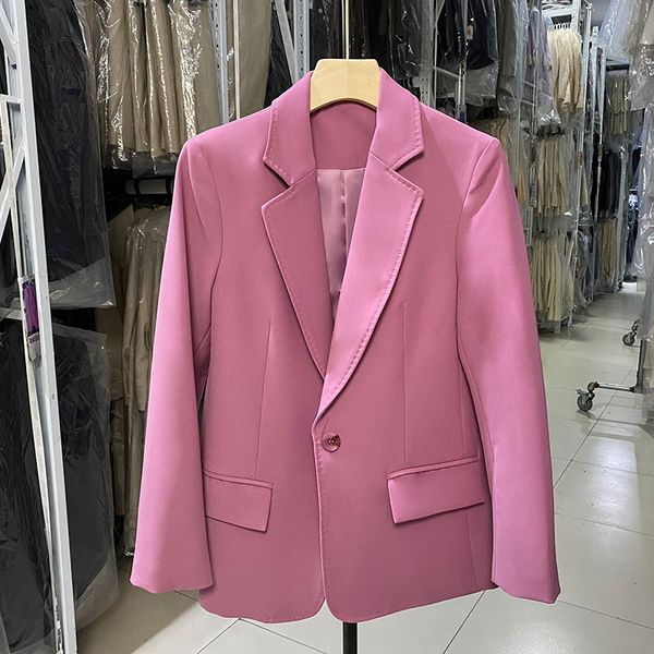 luxury women's short coatautumn is thin and pure color temperament star same one button loose korean dign feeling suit coat female, Black;brown
luxury women's short coatautumn is thin and pure color temperament star same one button loose korean dign feeling suit coat female, Black;brown