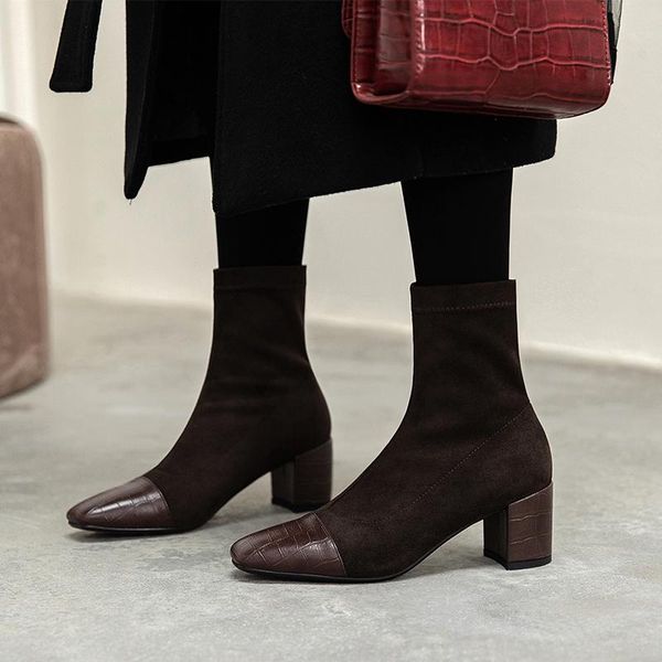 2021 comfort stretch women sock boots square high heel ankle boots fashion square toe autumn winter stretch shoes black
2021 comfort stretch women sock boots square high heel ankle boots fashion square toe autumn winter stretch shoes black