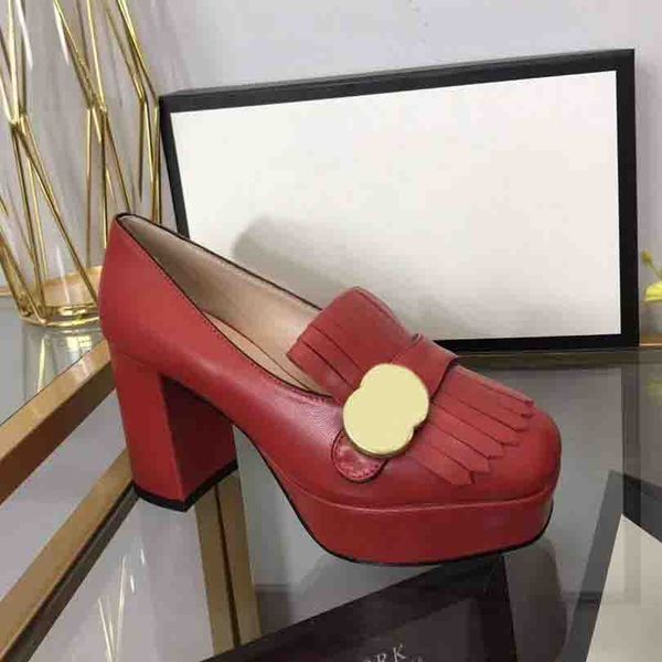 wholesale luxury designer metal retro british style single shoes small bee tassel thick heel one-pedal loafers size 35-42, Black
wholesale luxury designer metal retro british style single shoes small bee tassel thick heel one-pedal loafers size 35-42, Black