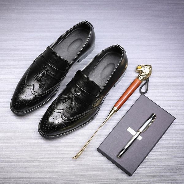 dress shoes luxury business oxford leather tassel moccasins formal men loafers classic flats mans footwear 2021, Black
dress shoes luxury business oxford leather tassel moccasins formal men loafers classic flats mans footwear 2021, Black