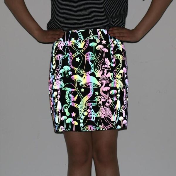 skirts 2021 mushroom rainbow color reflective skirt fashion street trend dazzle luminous knit breathable, Black
skirts 2021 mushroom rainbow color reflective skirt fashion street trend dazzle luminous knit breathable, Black