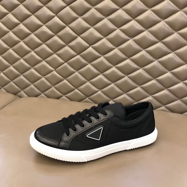 2021 new arrivals mens womens fashion platform shoes flat lady walking casual sneakers trainers leather b14, Black
2021 new arrivals mens womens fashion platform shoes flat lady walking casual sneakers trainers leather b14, Black
