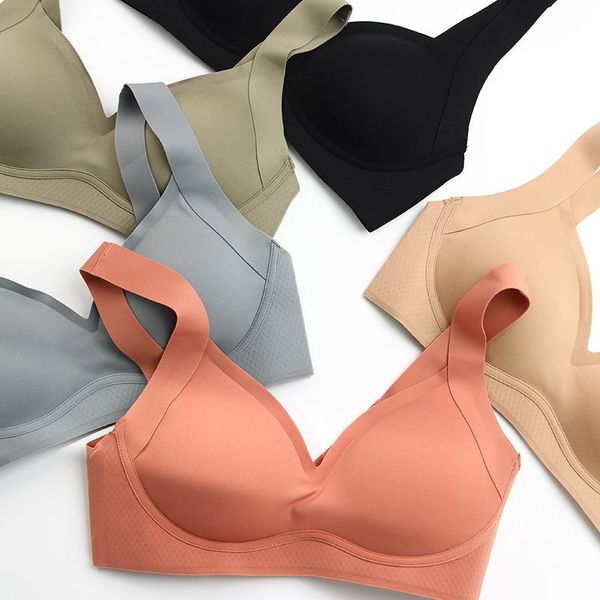 bras japan light luxury nude latex uu cup bra muscle no trace sleep shockproof gathering anti-go naked, Red;black
bras japan light luxury nude latex uu cup bra muscle no trace sleep shockproof gathering anti-go naked, Red;black
