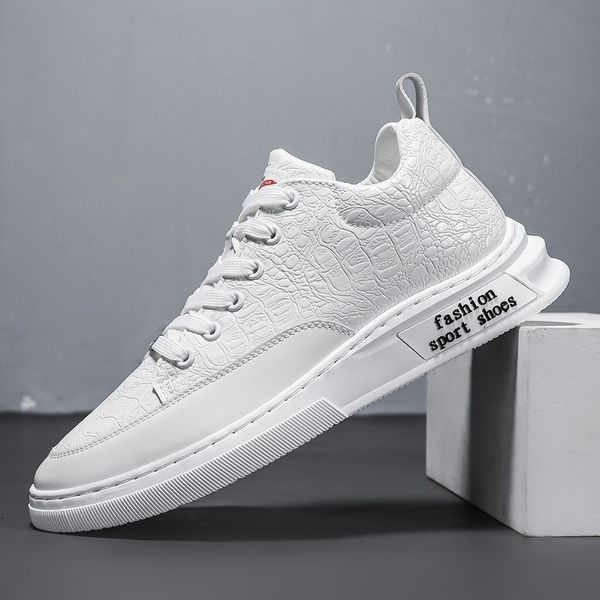 2021 spring new mens casual shoes comfortable flat shoes fashion outdoor solid color breathable shoes non-slip non-leather
2021 spring new mens casual shoes comfortable flat shoes fashion outdoor solid color breathable shoes non-slip non-leather