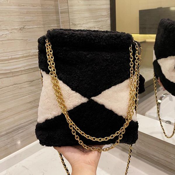 luxury designer women evening bags lady lambs wool crossbody bag paris fur woolen shoulder handbags woman chain black white patchwork lambsw
luxury designer women evening bags lady lambs wool crossbody bag paris fur woolen shoulder handbags woman chain black white patchwork lambsw