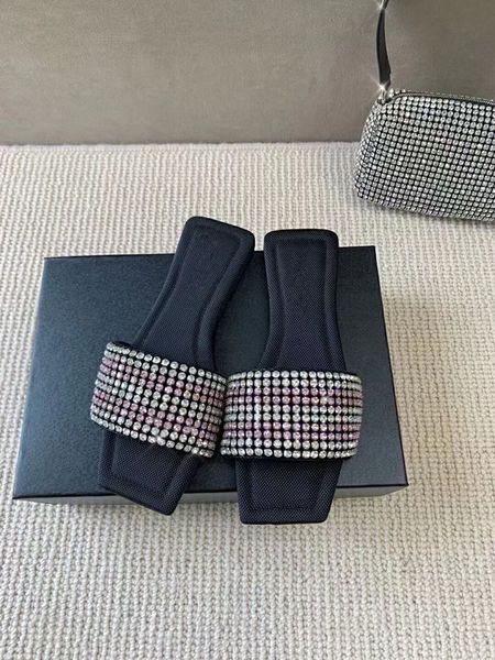 womans sandal female designer slipper girl diamond thickened simple shiny sheepskin high size 35-40 slippers 2021 shoes original box sandals, Black
womans sandal female designer slipper girl diamond thickened simple shiny sheepskin high size 35-40 slippers 2021 shoes original box sandals, Black