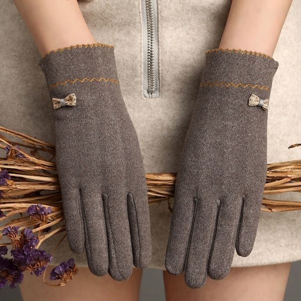 zox4 2020rabbit plush double flower bud bow simple atmosphere mittens women' warm warm fingerless butterfly gloves touch screen clothi, Blue;gray
zox4 2020rabbit plush double flower bud bow simple atmosphere mittens women' warm warm fingerless butterfly gloves touch screen clothi, Blue;gray