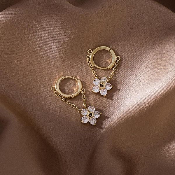 hoop & huggie exquisite fashion chain flowers zircon earrings for women elegant geometric hanging earring jewelry gift 2021, Golden;silver
hoop & huggie exquisite fashion chain flowers zircon earrings for women elegant geometric hanging earring jewelry gift 2021, Golden;silver