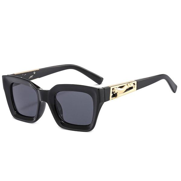 sunglasses 2021 brand design european and american box men's women's modern cheetah decorated fashion sunglas, White;black
sunglasses 2021 brand design european and american box men's women's modern cheetah decorated fashion sunglas, White;black