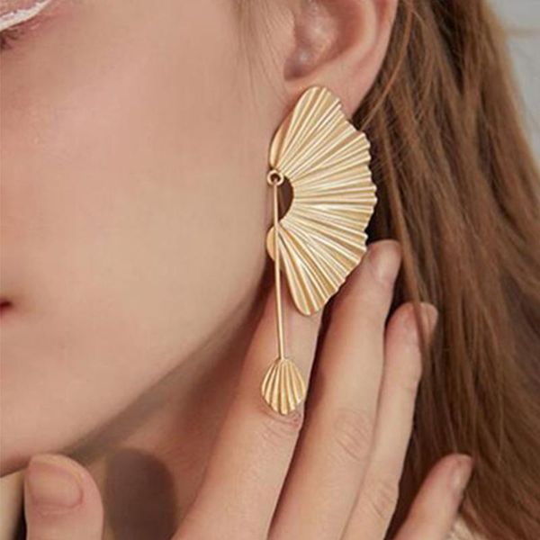dangle & chandelier european and american exquisite leaf shape hanging exaggerated fashion stud earrings prevent allergy women's, Silver
dangle & chandelier european and american exquisite leaf shape hanging exaggerated fashion stud earrings prevent allergy women's, Silver