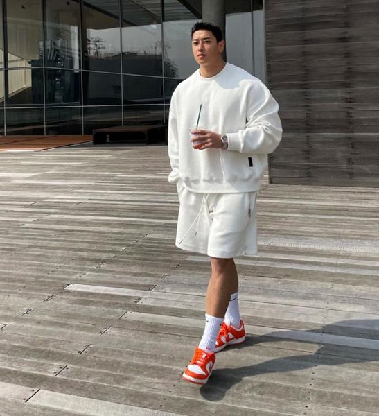 men's shorts 2021 summer men casual loose cotton gyms bodybuilding outdoors joggers fitness exercise short pants male brand, White;black
men's shorts 2021 summer men casual loose cotton gyms bodybuilding outdoors joggers fitness exercise short pants male brand, White;black