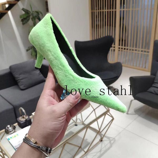 2021 genuine leather stitching real hair muller high-heeled furry shoes green winter warm casual 9.0cm dress, Black
2021 genuine leather stitching real hair muller high-heeled furry shoes green winter warm casual 9.0cm dress, Black