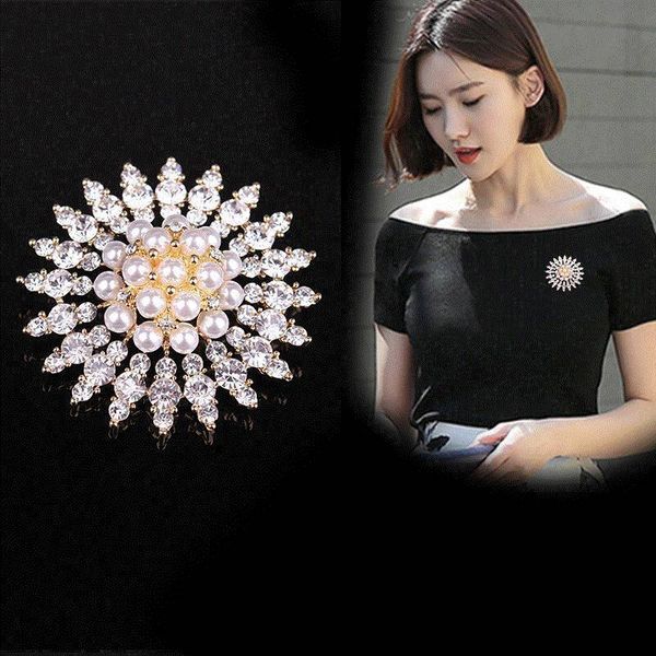 grade pearl female sweater lovely pin accessories student crystal brooch clasp korean coat decoration, Gray
grade pearl female sweater lovely pin accessories student crystal brooch clasp korean coat decoration, Gray