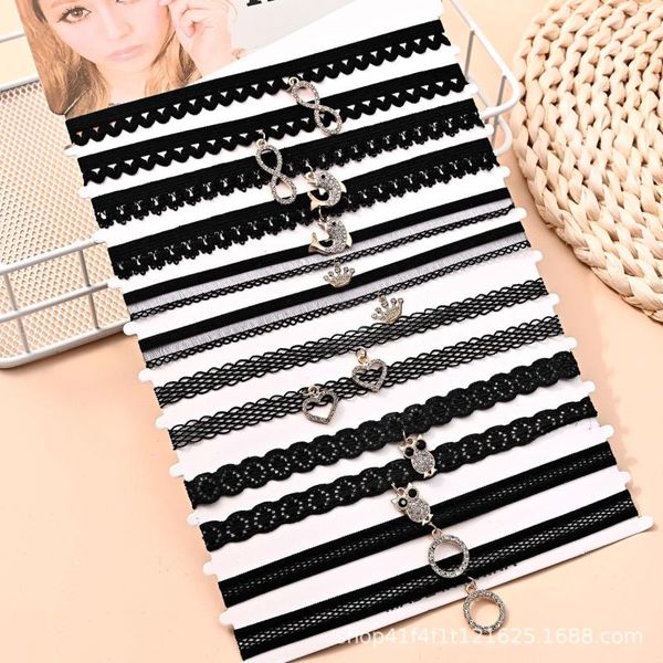 chokers gothic classic lace necklace women small fresh black neckline simple collarbone chain fashion temperament collar, Golden;silver
chokers gothic classic lace necklace women small fresh black neckline simple collarbone chain fashion temperament collar, Golden;silver
